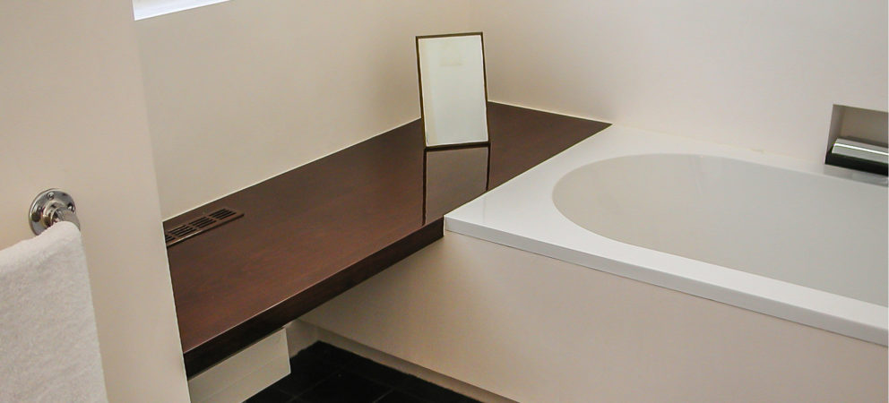Ablage maßgefertigt Bad